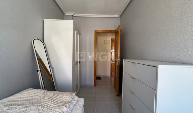 Odsprzedaż - Mieszkanie w bloku - Torrevieja - Costa Blanca