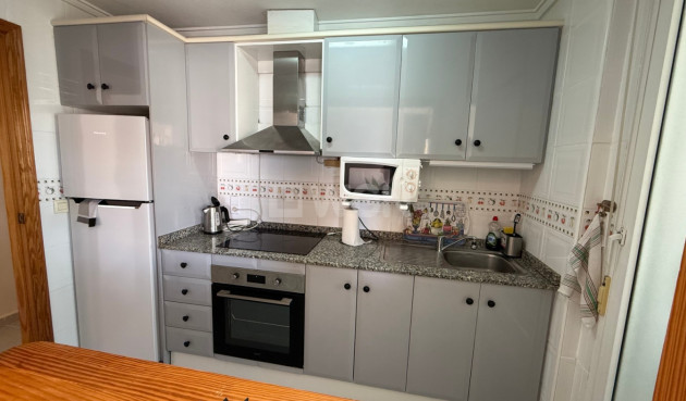 Odsprzedaż - Mieszkanie w bloku - Torrevieja - Costa Blanca