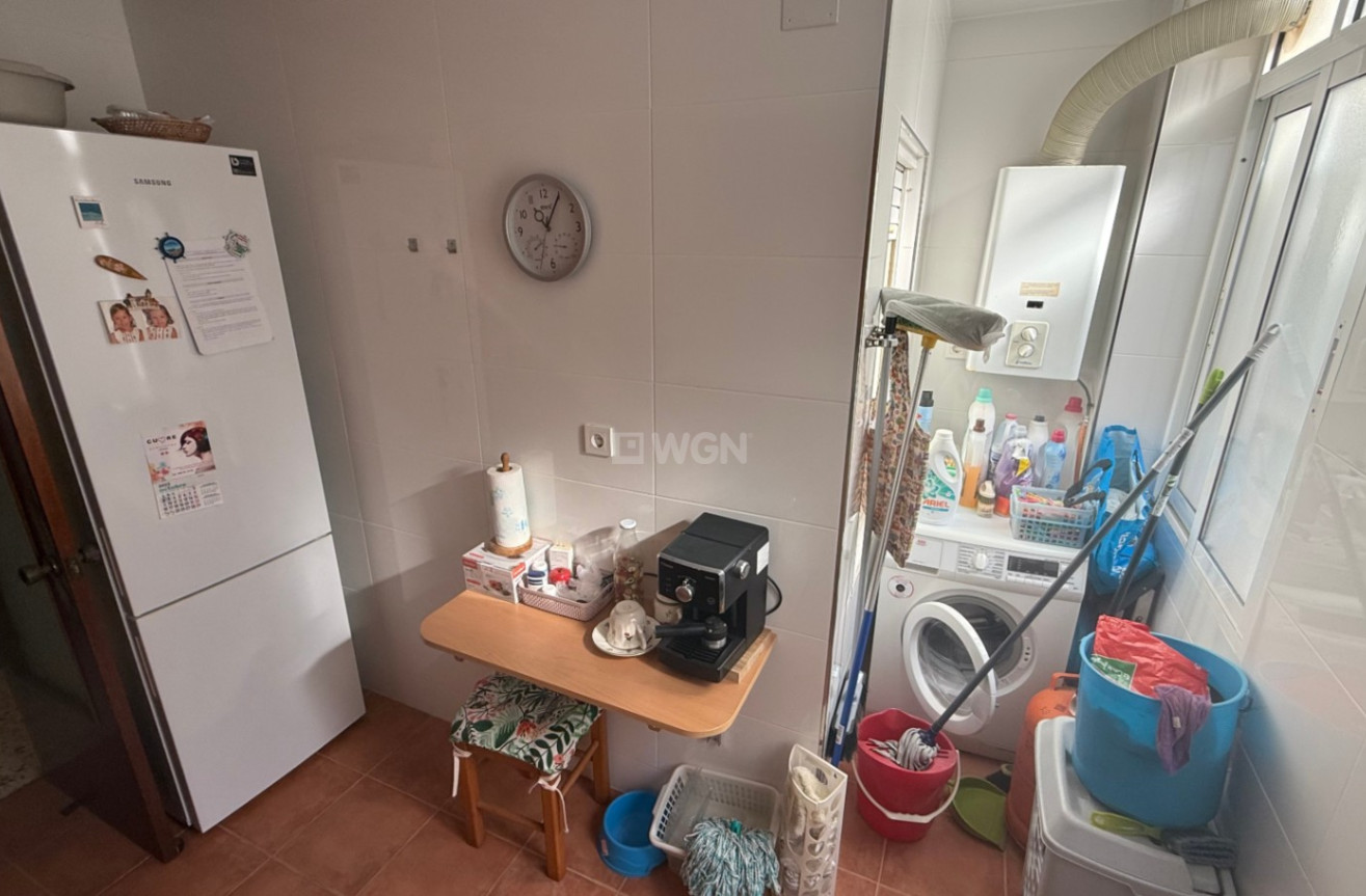 Odsprzedaż - Mieszkanie w bloku - Torrevieja - Costa Blanca