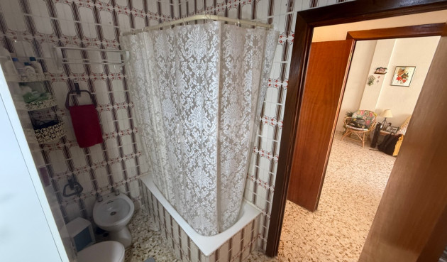 Odsprzedaż - Mieszkanie w bloku - Torrevieja - Costa Blanca