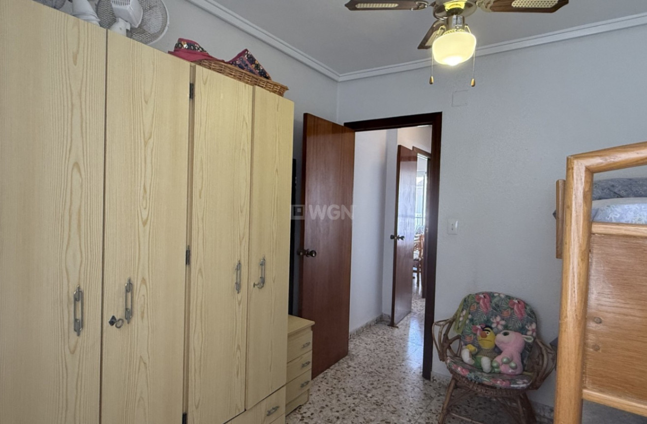 Odsprzedaż - Mieszkanie w bloku - Torrevieja - Costa Blanca