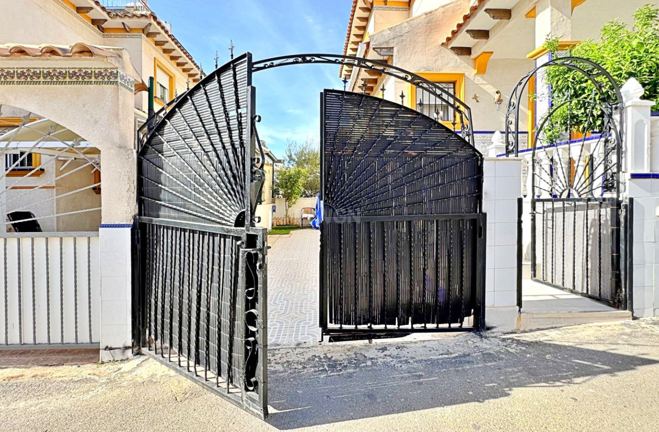 Resale - Townhouse - Orihuela Costa - Costa Blanca