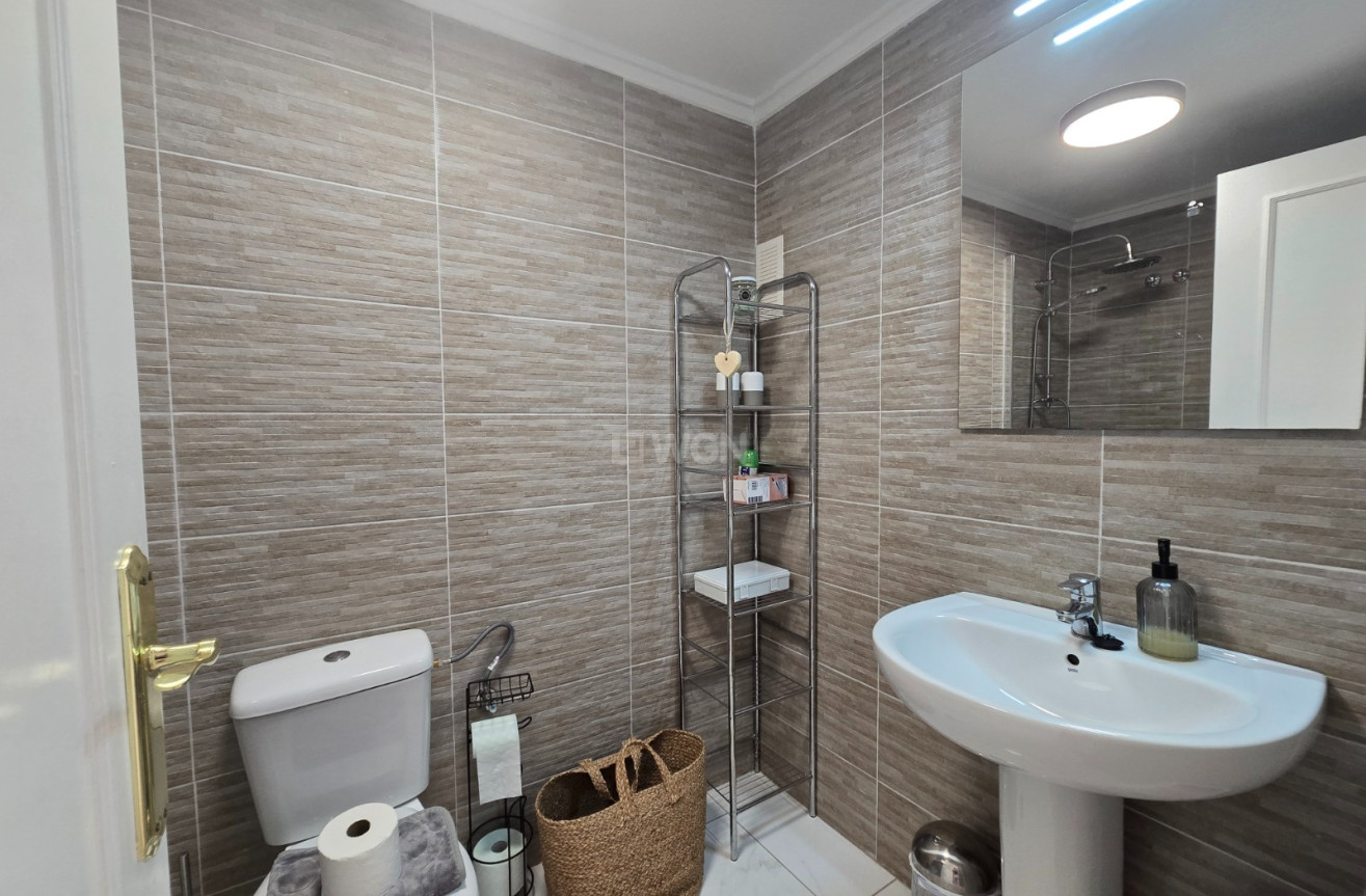 Reventa - Apartamento / piso - Torrevieja - Costa Blanca