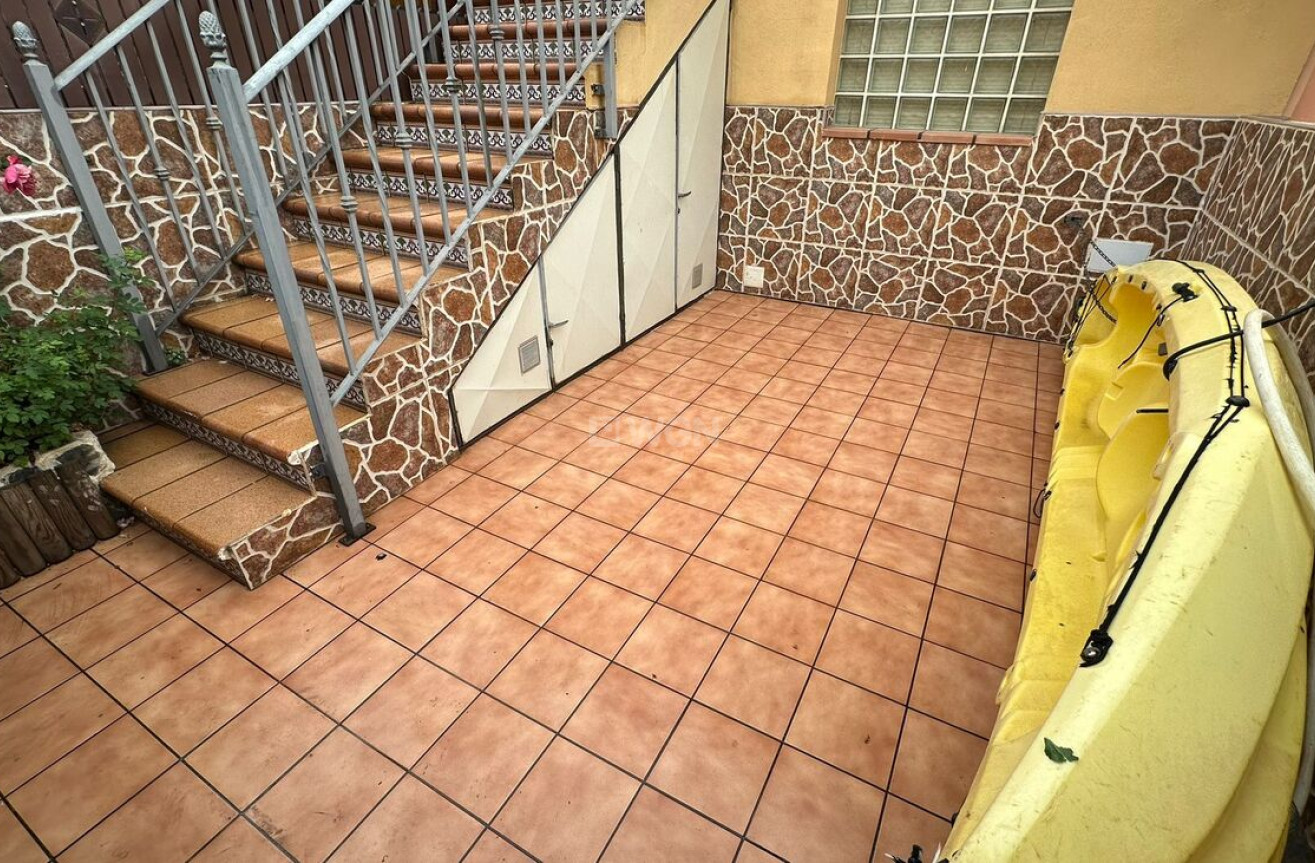 Odsprzedaż - Mieszkanie w bloku - Los Alcázares - Costa Calida