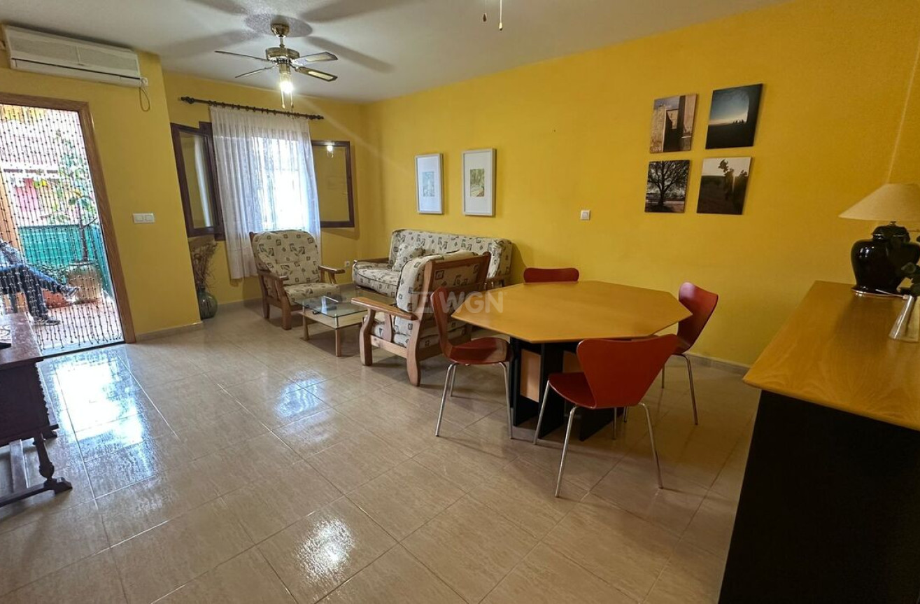 Odsprzedaż - Mieszkanie w bloku - Los Alcázares - Costa Calida