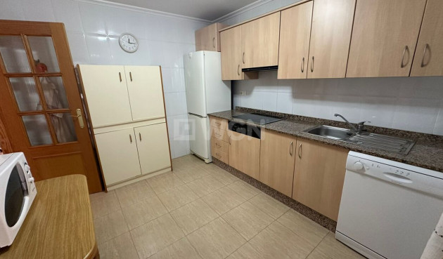 Odsprzedaż - Mieszkanie w bloku - Los Alcázares - Costa Calida