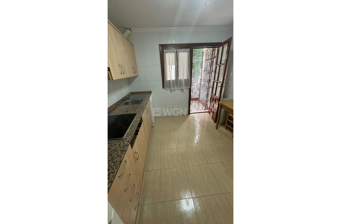 Odsprzedaż - Mieszkanie w bloku - Los Alcázares - Costa Calida