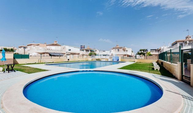 Resale - Townhouse - Torrevieja - Carrefour