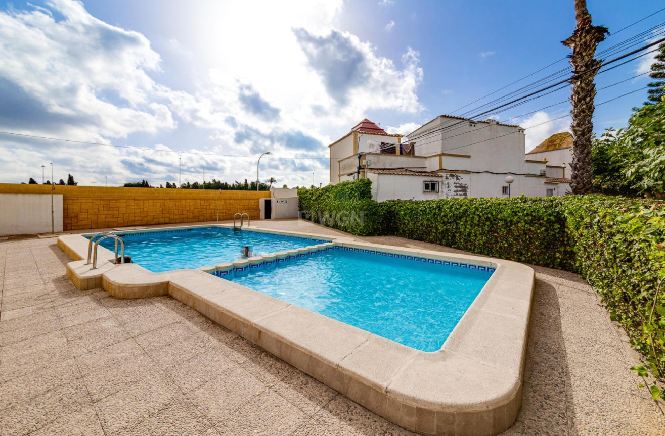 Resale - Townhouse - Torrevieja - Carrefour