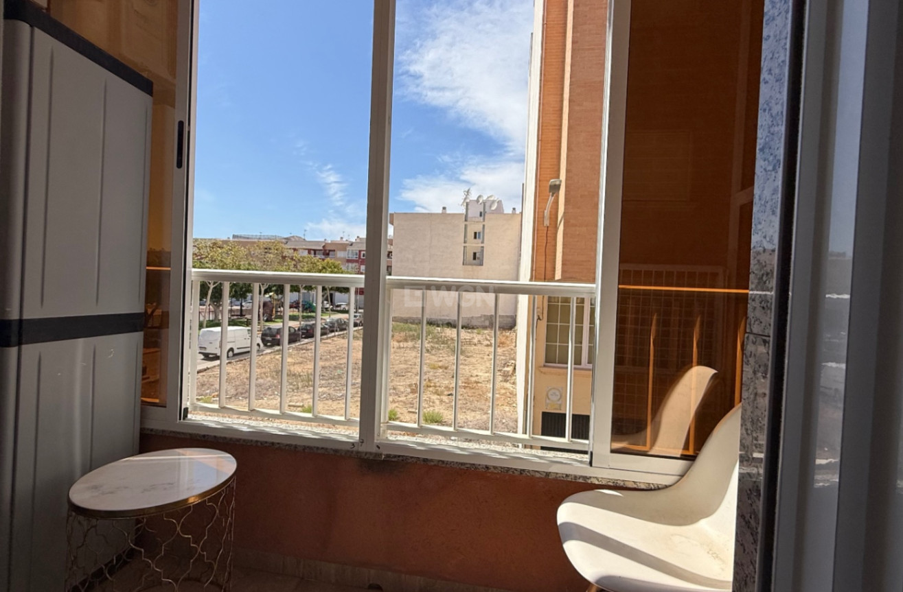 Reventa - Apartamento / piso - Los Montesinos - Costa Blanca