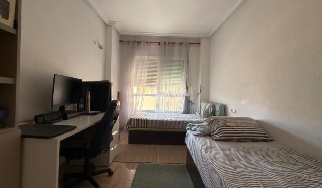 Reventa - Apartamento / piso - Los Montesinos - Costa Blanca