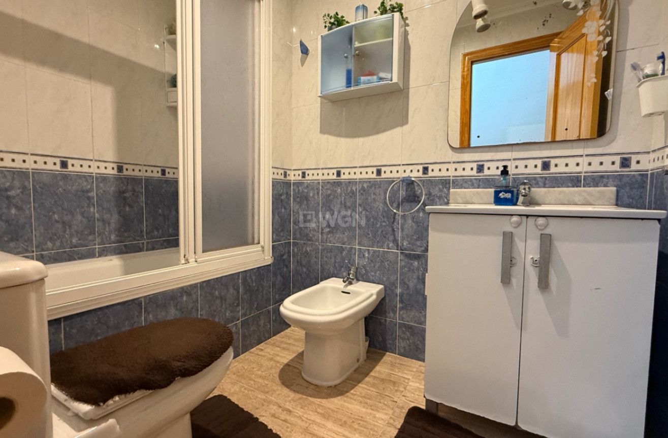 Reventa - Apartamento / piso - Los Montesinos - Costa Blanca