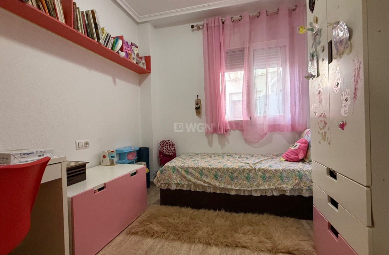 Reventa - Apartamento / piso - Los Montesinos - Costa Blanca