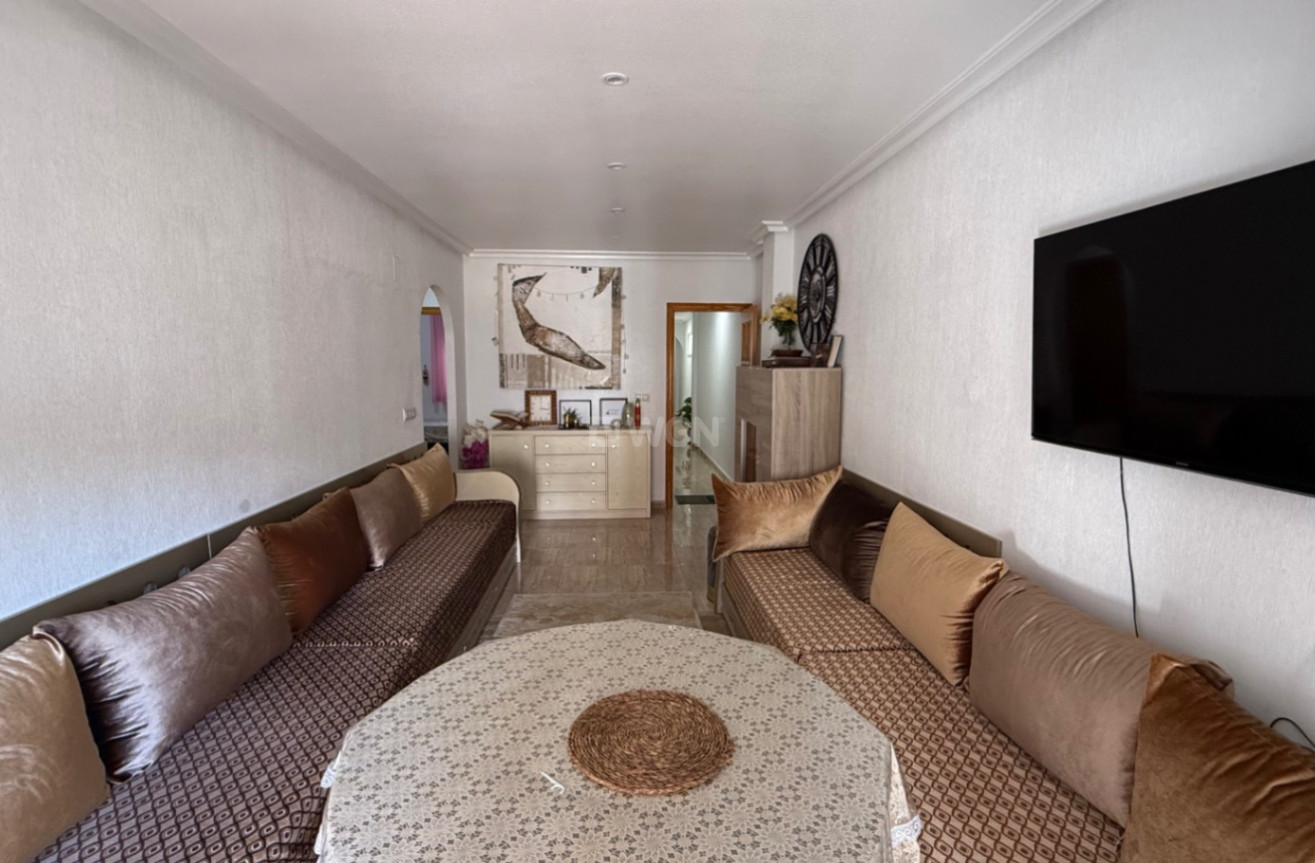 Reventa - Apartamento / piso - Los Montesinos - Costa Blanca