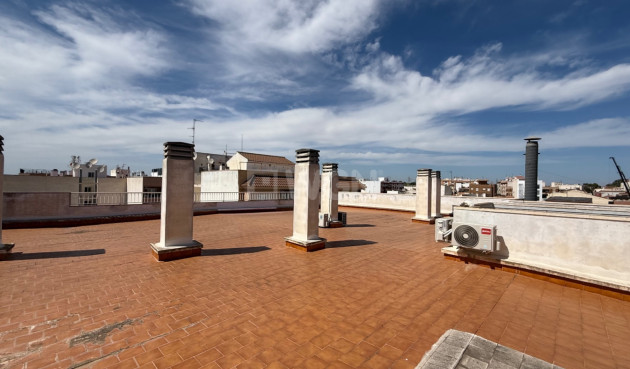 Reventa - Apartamento / piso - Los Montesinos - Costa Blanca