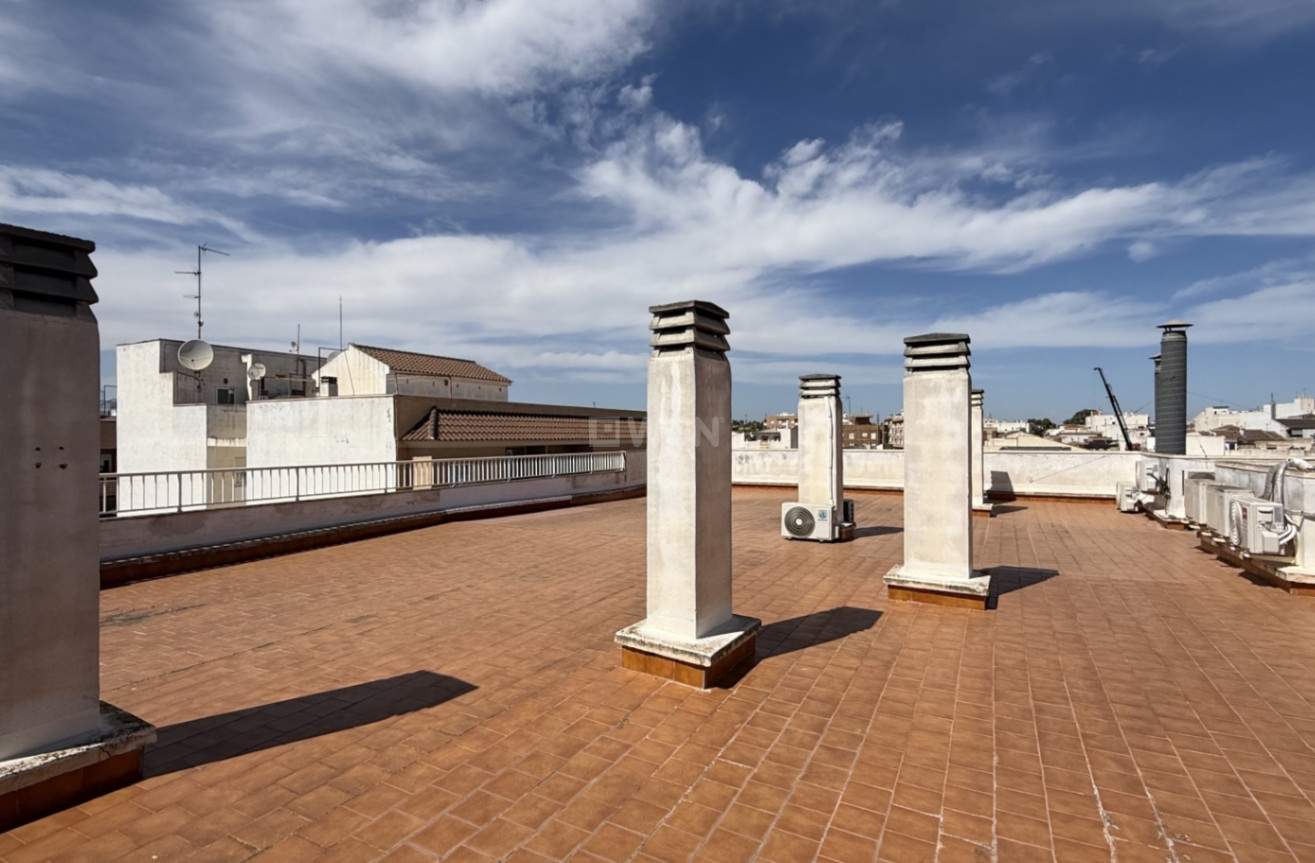 Reventa - Apartamento / piso - Los Montesinos - Costa Blanca