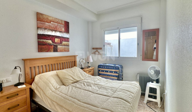 Odsprzedaż - Mieszkanie w bloku - Orihuela Costa - Costa Blanca