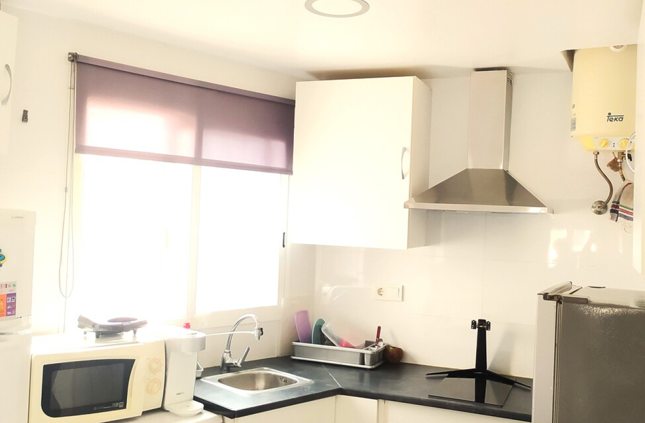 Resale - Apartment / flat - Torrevieja - LOS NAUFRAGOS PLAYA