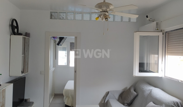 Resale - Apartment / flat - Torrevieja - LOS NAUFRAGOS PLAYA