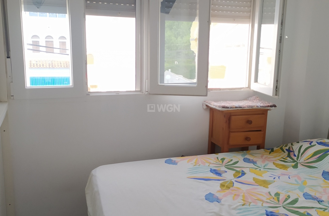 Resale - Apartment / flat - Torrevieja - LOS NAUFRAGOS PLAYA