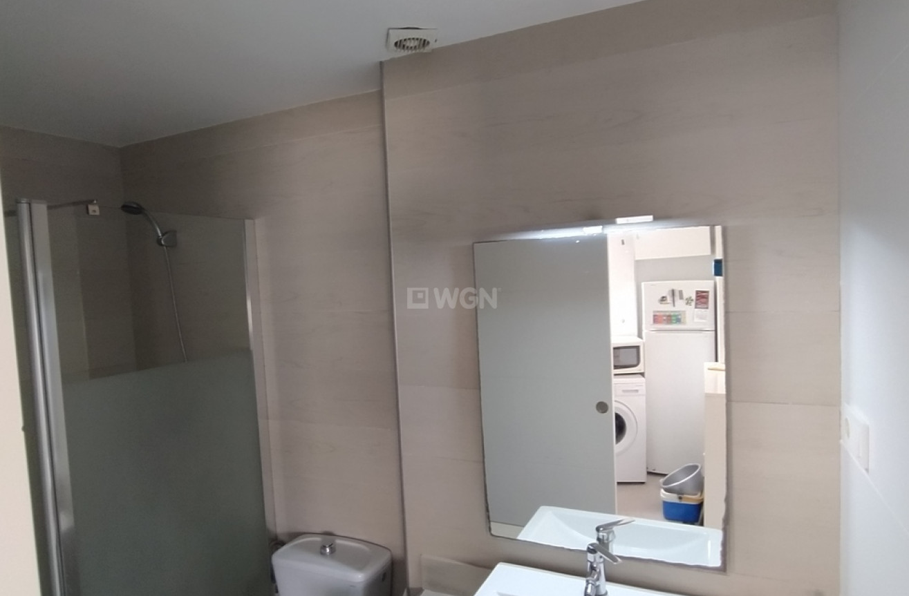 Resale - Apartment / flat - Torrevieja - LOS NAUFRAGOS PLAYA