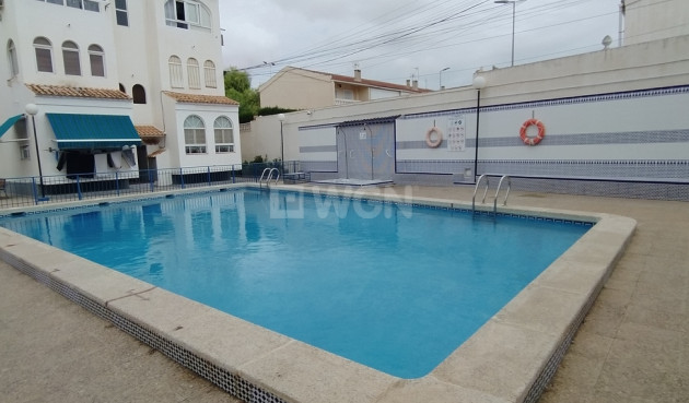 Resale - Apartment / flat - Torrevieja - LOS NAUFRAGOS PLAYA