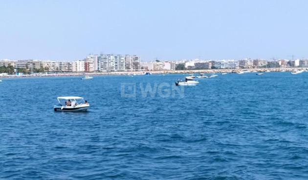 Resale - Apartment / flat - Torrevieja - LOS NAUFRAGOS PLAYA