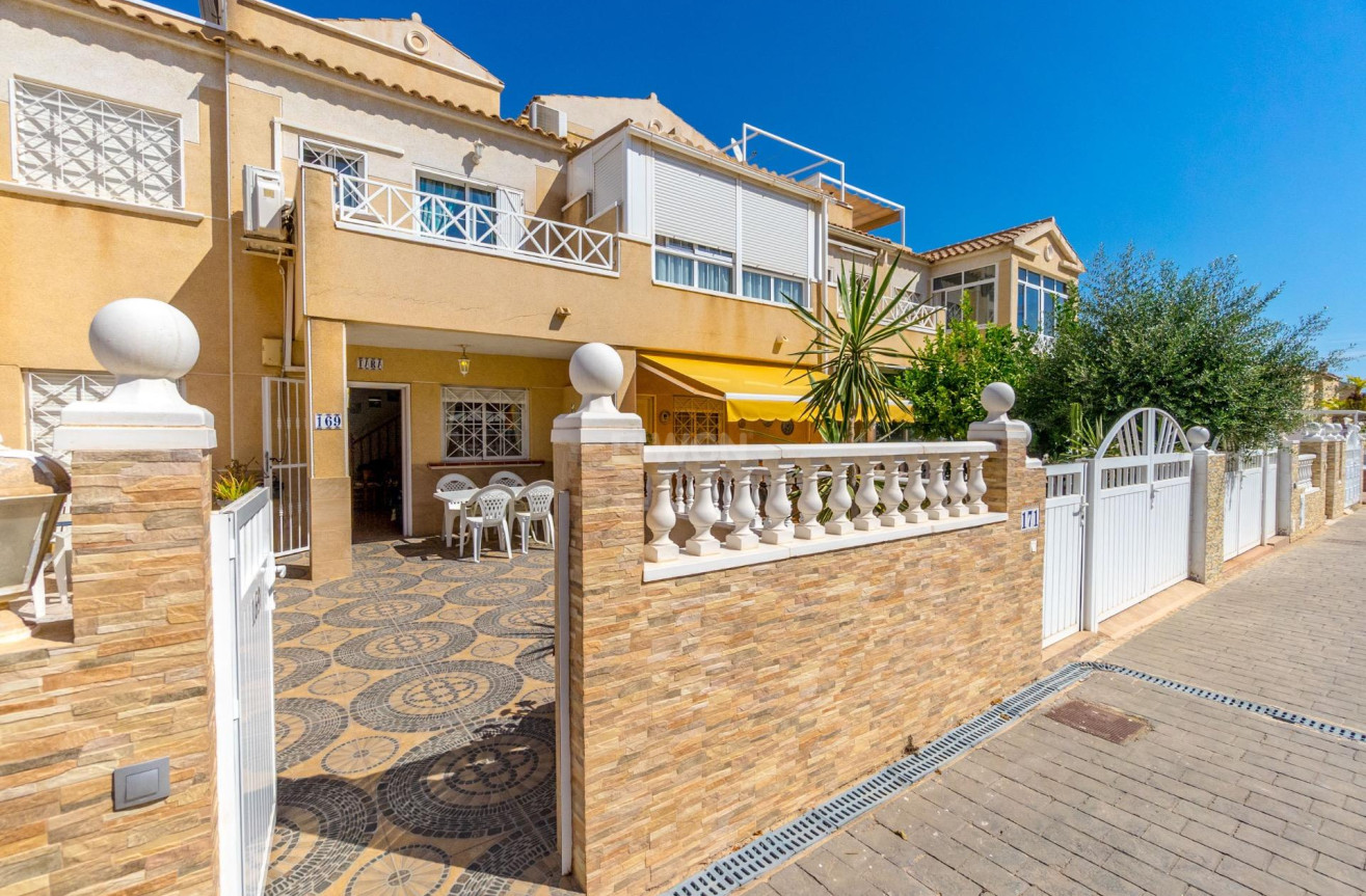 Resale - Townhouse - Torrevieja - Nueva Torrevieja