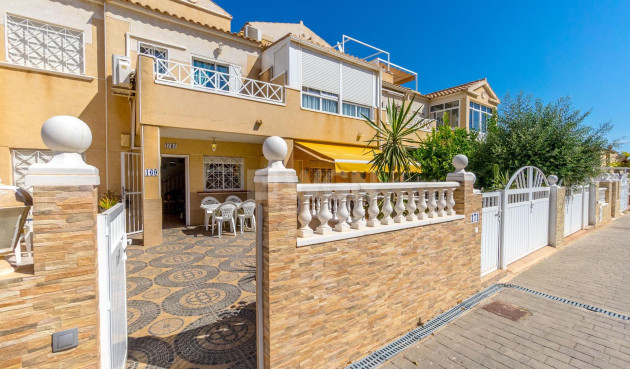 Resale - Townhouse - Torrevieja - Nueva Torrevieja