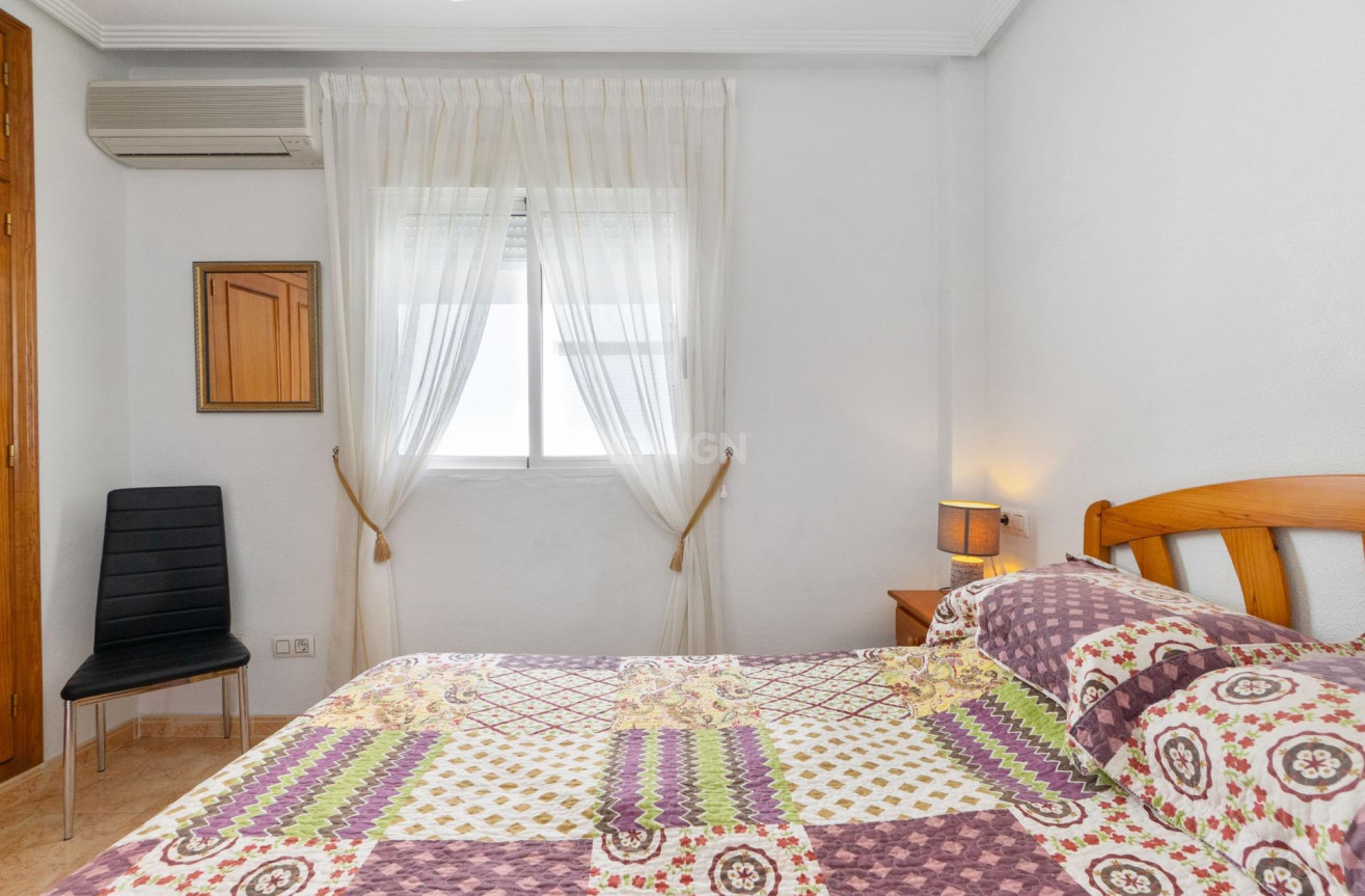 Resale - Townhouse - Torrevieja - Nueva Torrevieja