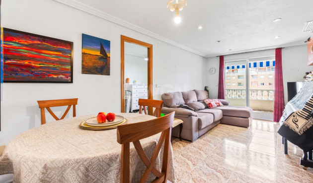 Reventa - Apartamento / piso - Torrevieja - Centro