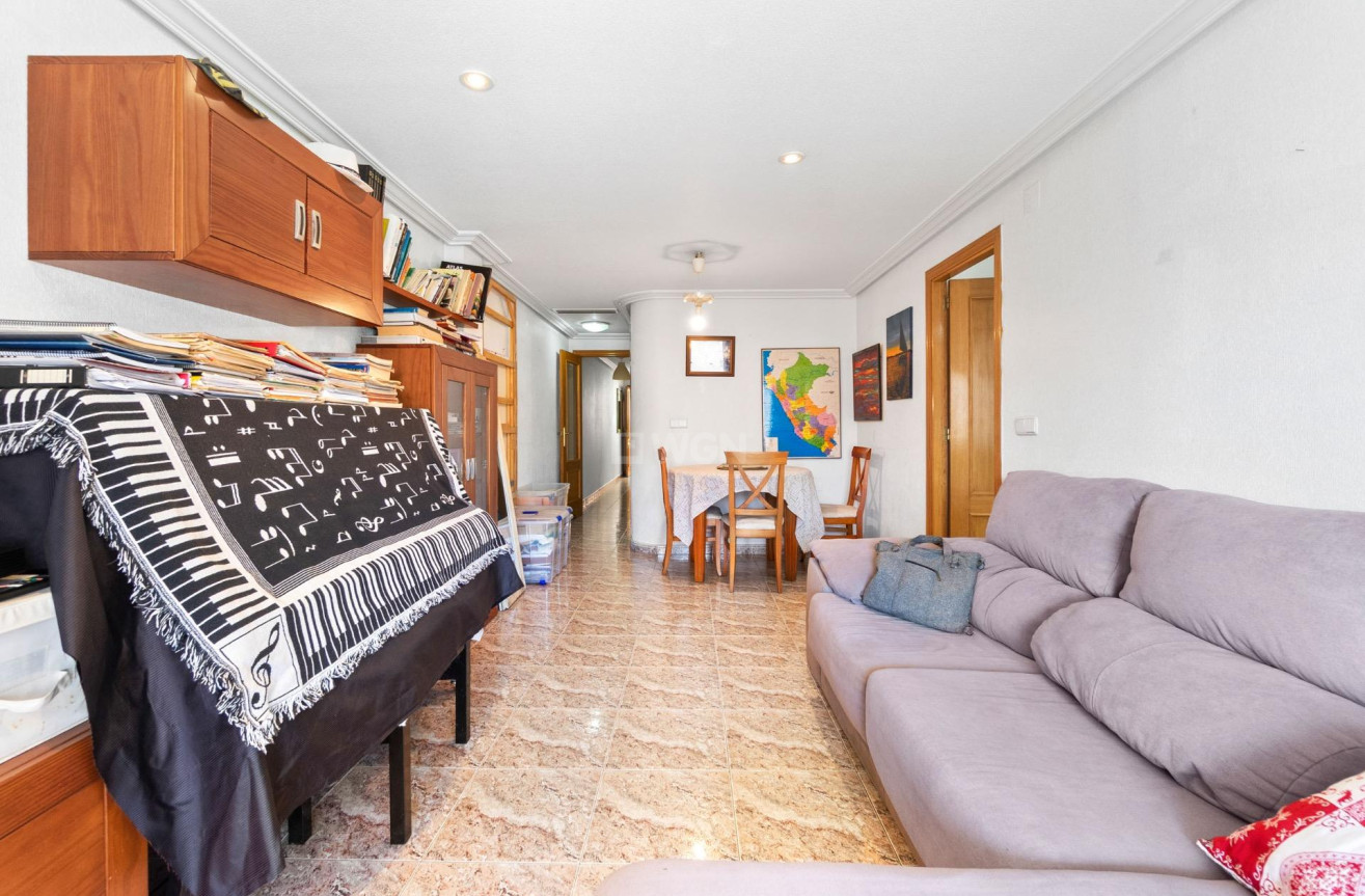 Reventa - Apartamento / piso - Torrevieja - Centro