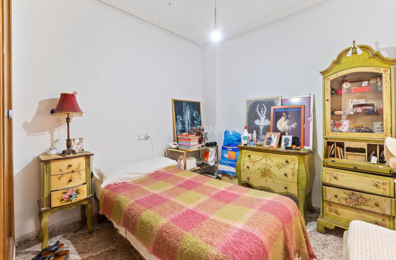 Reventa - Apartamento / piso - Torrevieja - Centro