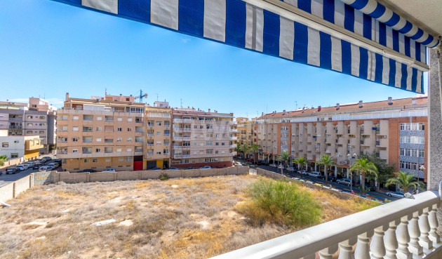 Reventa - Apartamento / piso - Torrevieja - Centro