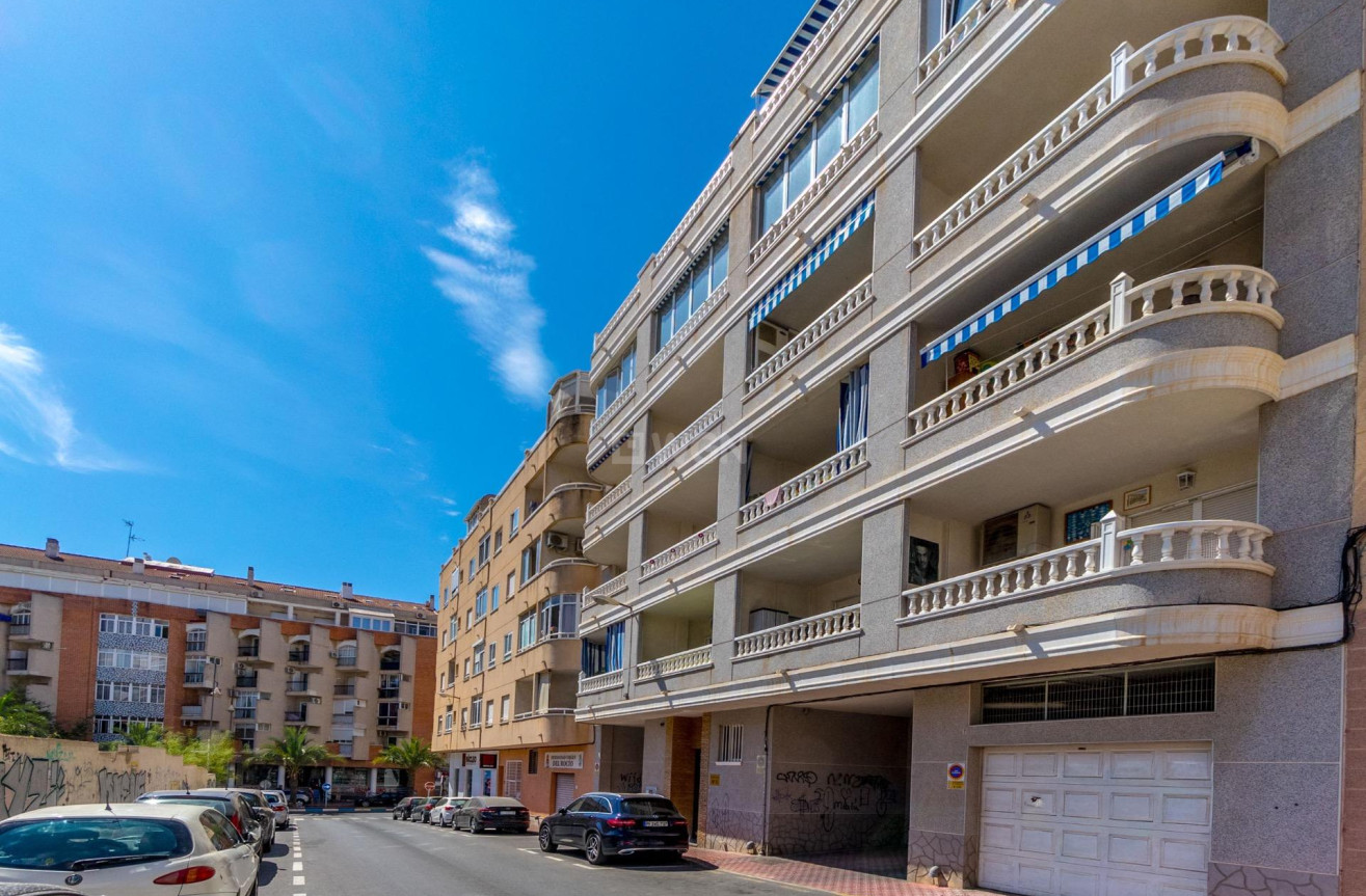 Reventa - Apartamento / piso - Torrevieja - Centro