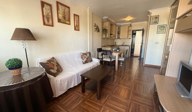 Odsprzedaż - Bungalow - Torrevieja - Parque Acuático - Sector 25