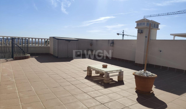 Odsprzedaż - Bungalow - Torrevieja - Parque Acuático - Sector 25