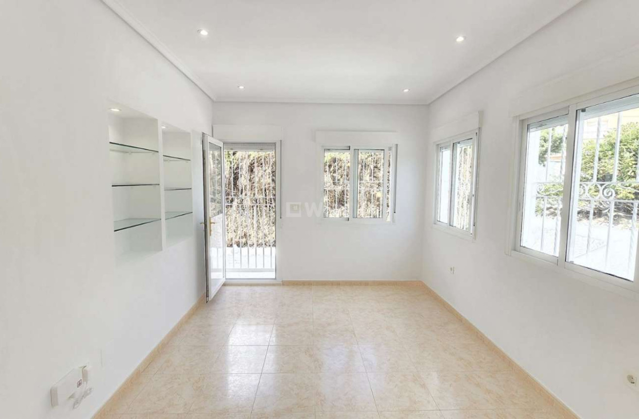 Resale - Villa - Rojales - Inland