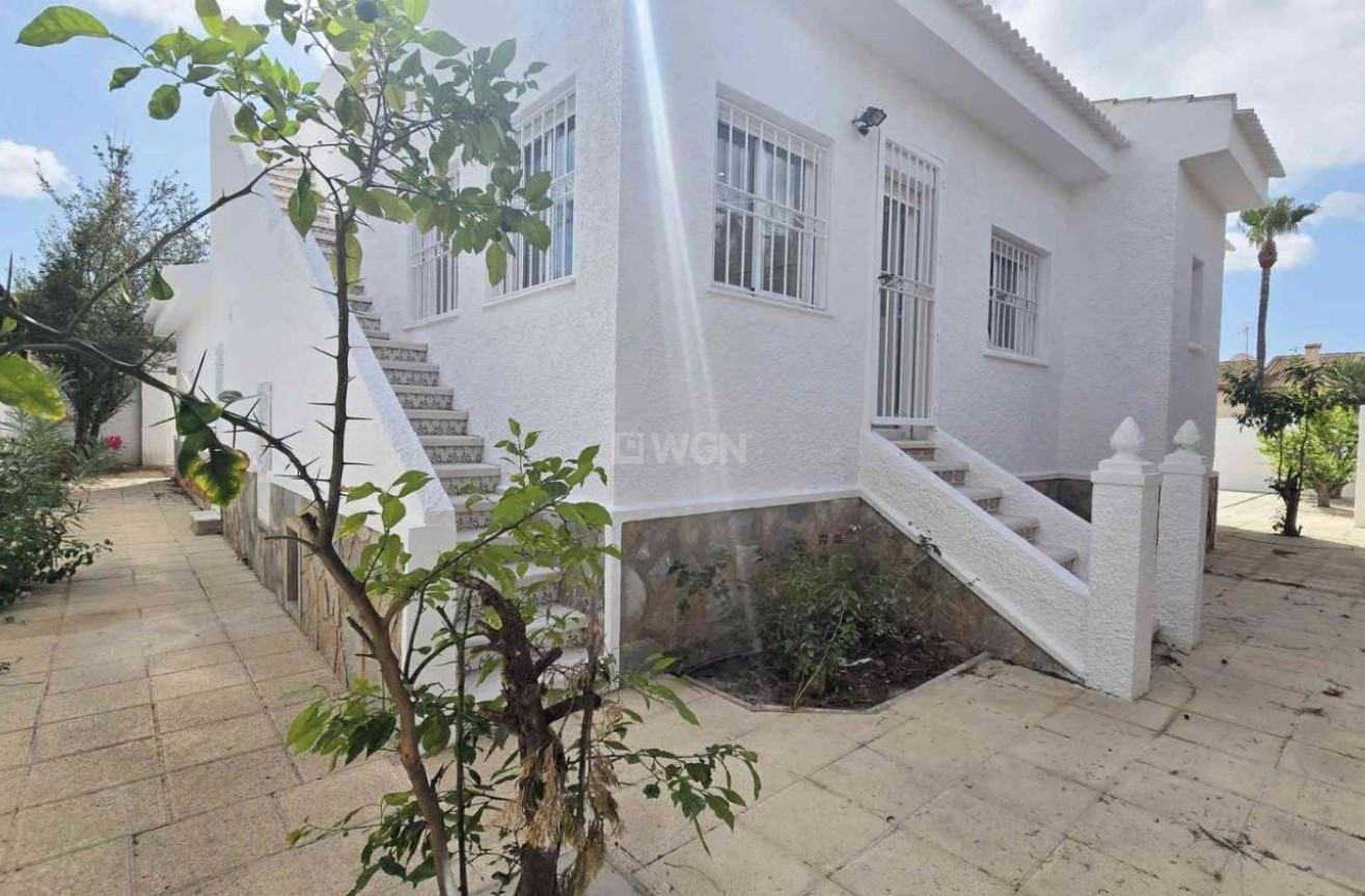 Resale - Villa - Rojales - Inland