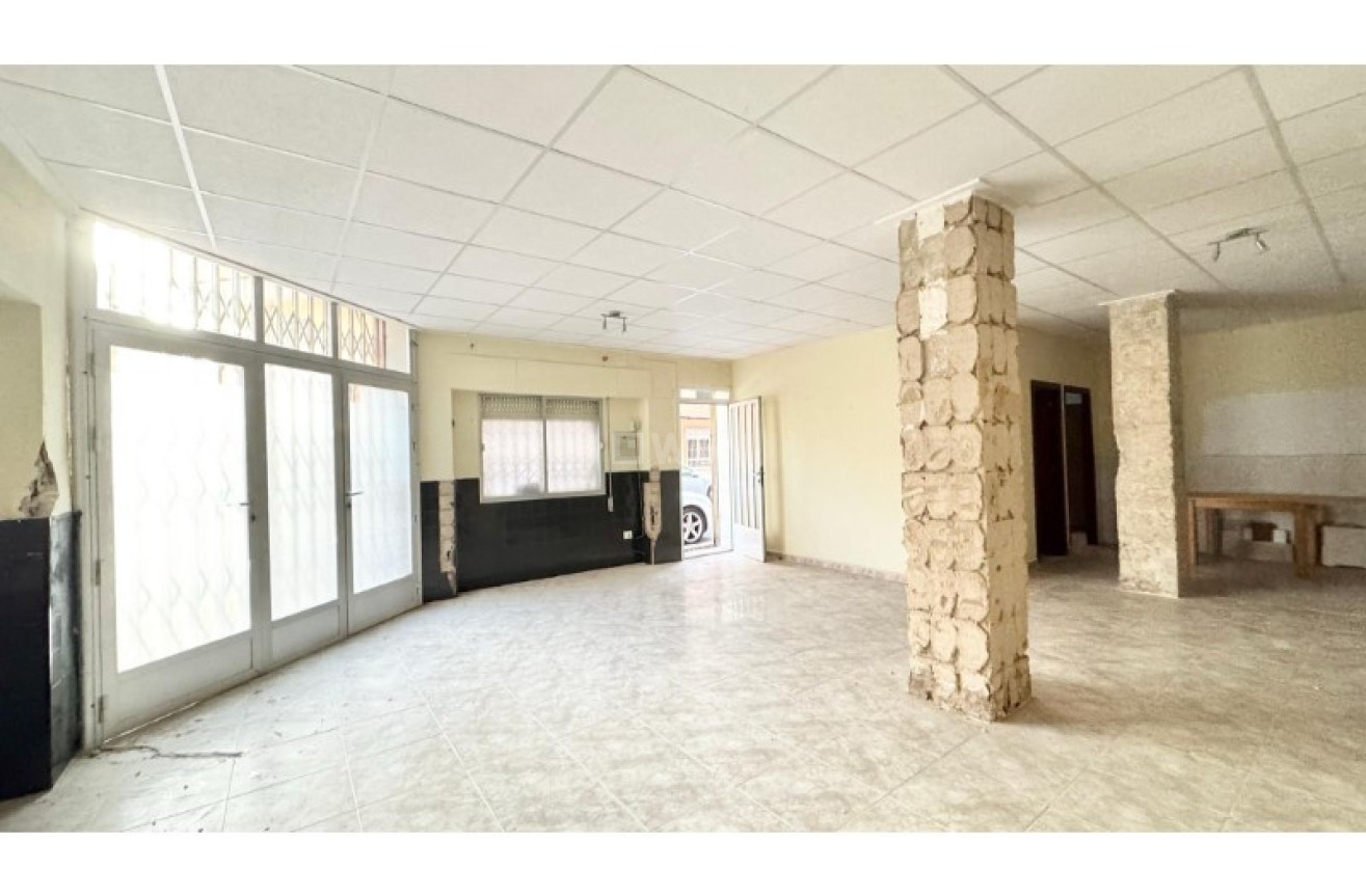 Resale - Apartment / flat - Torrevieja - Costa Blanca