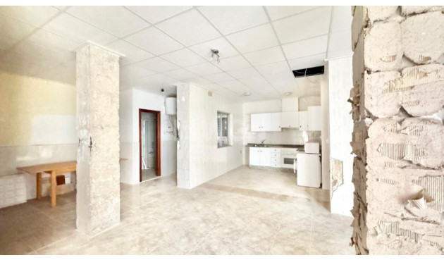 Resale - Apartment / flat - Torrevieja - Costa Blanca