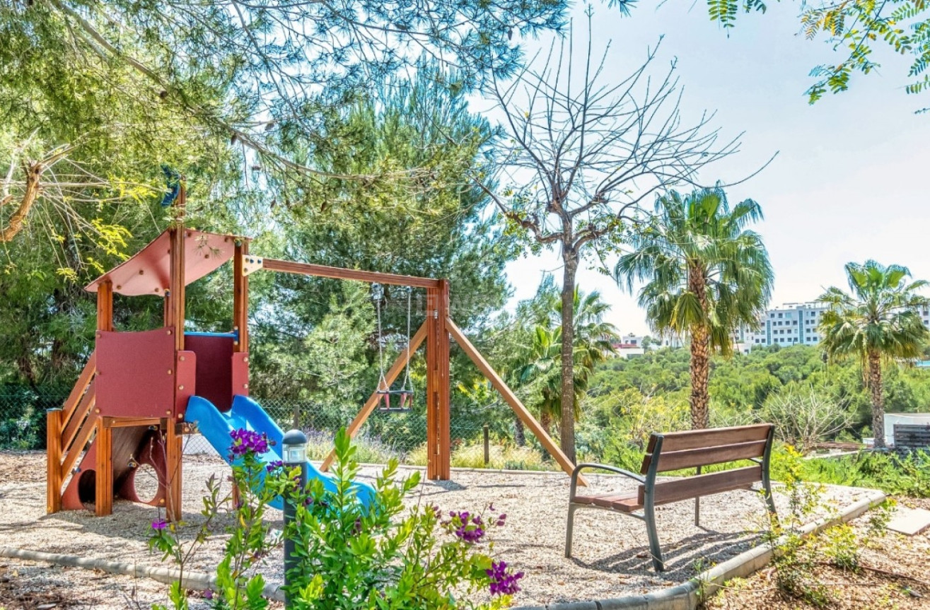 Odsprzedaż - Mieszkanie w bloku - Orihuela Costa - Costa Blanca