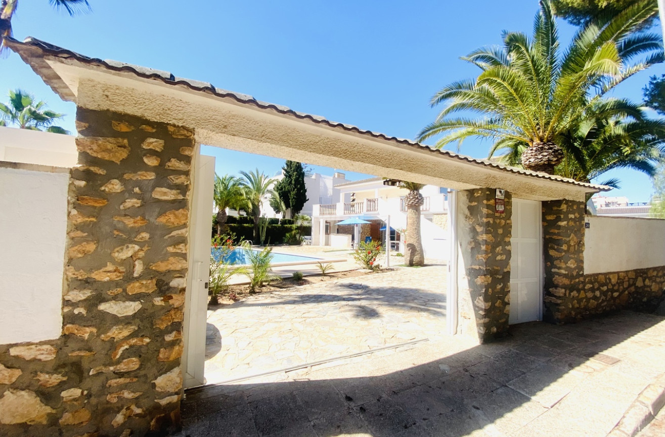 Odsprzedaż - Villa - La Zenia - Costa Blanca