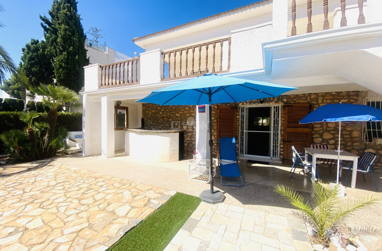 Odsprzedaż - Villa - La Zenia - Costa Blanca