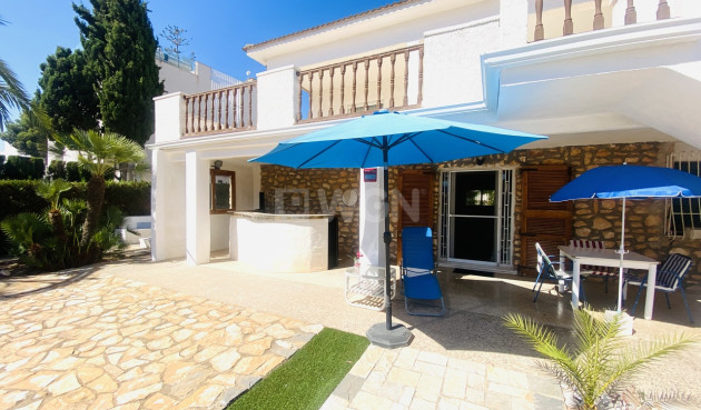 Odsprzedaż - Villa - La Zenia - Costa Blanca