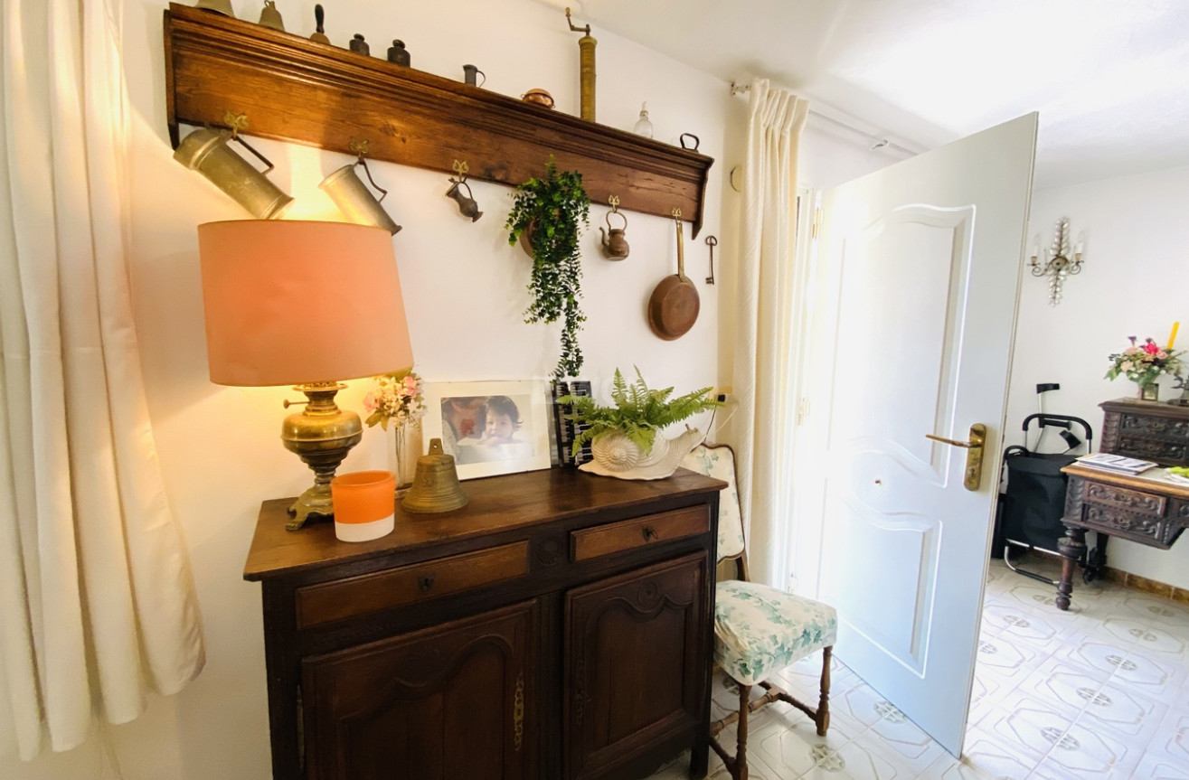 Odsprzedaż - Villa - La Zenia - Costa Blanca