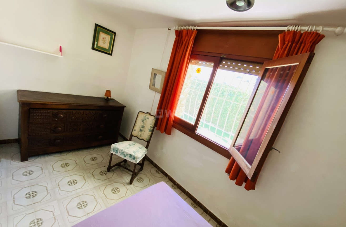 Odsprzedaż - Villa - La Zenia - Costa Blanca