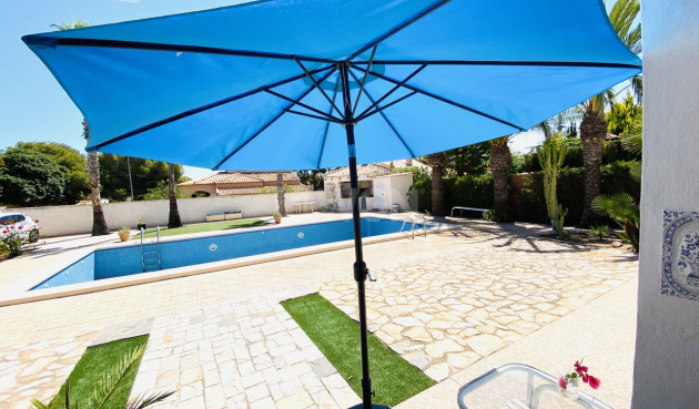 Odsprzedaż - Villa - La Zenia - Costa Blanca