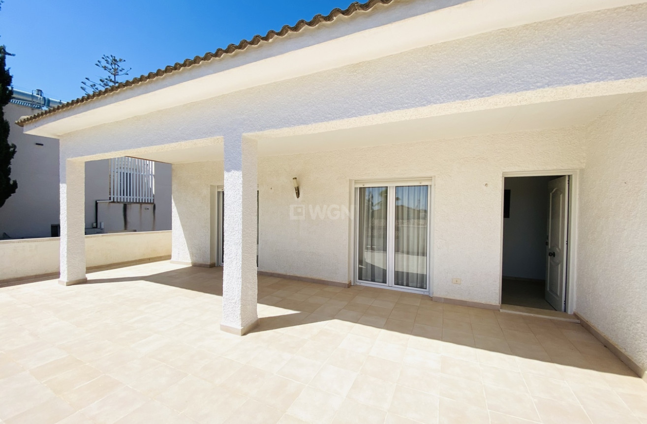 Odsprzedaż - Villa - La Zenia - Costa Blanca