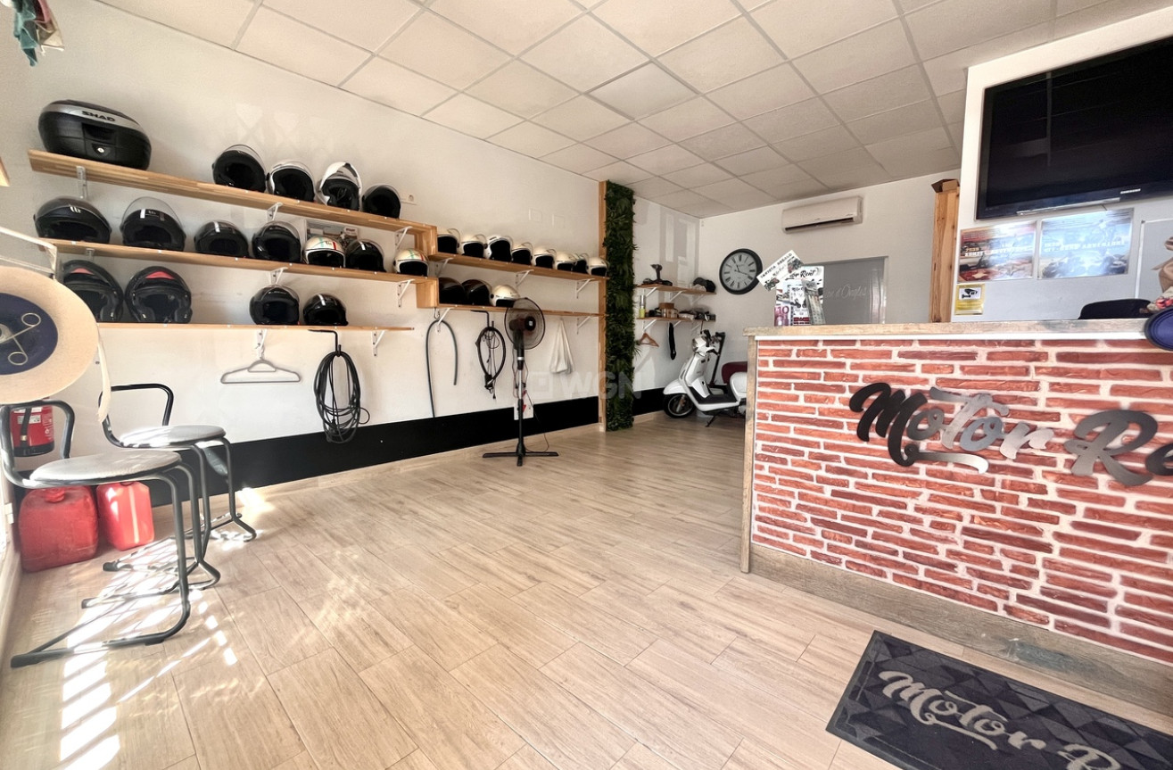 Odsprzedaż - Reklama w telewizji - Cabo Roig - Costa Blanca